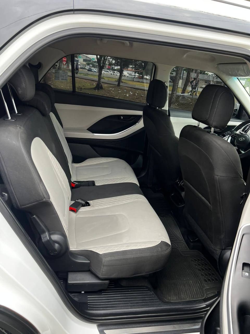 Hyundai Cantus vista 5