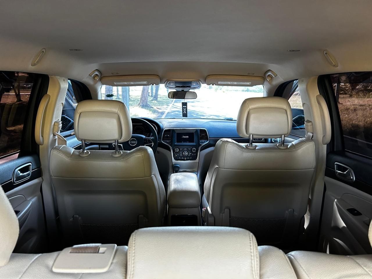Jeep Grand Cherokee vista 4